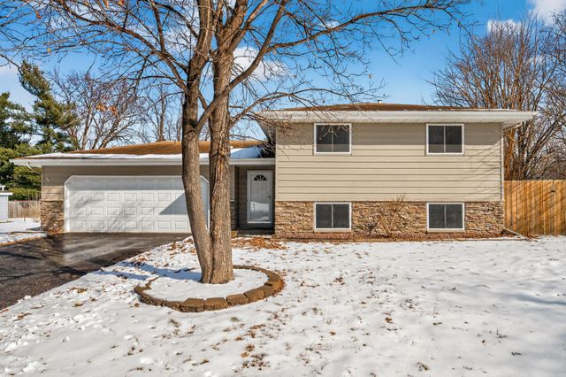 9157 3rd Street NE, Blaine, MN 55434