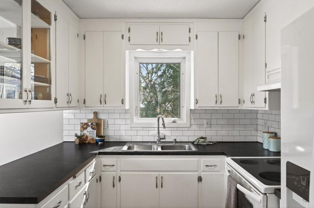 9157 3rd Street NE, Blaine, MN 55434