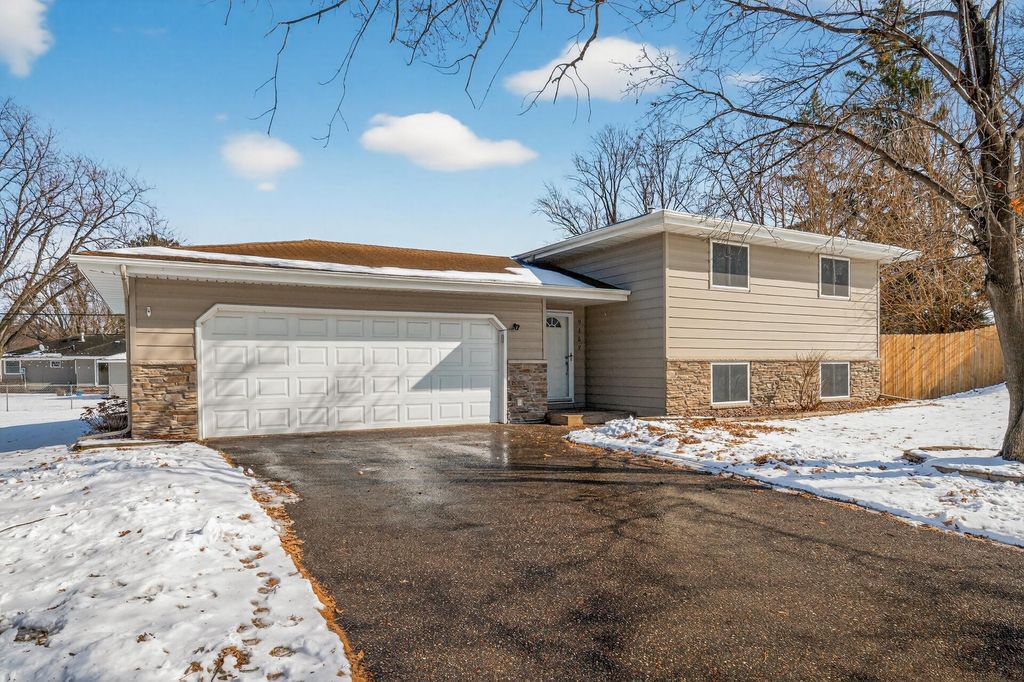 9157 3rd Street NE, Blaine, MN 55434