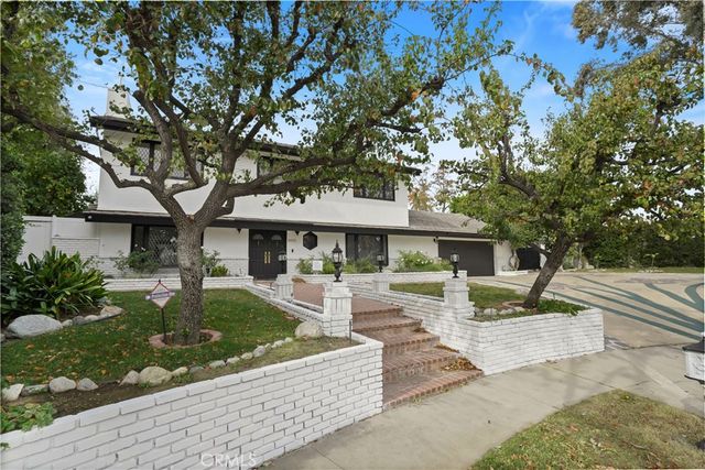 9853 Wish Avenue, Northridge, CA 91325