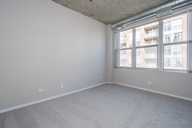 1000 W Adams Street 506, Chicago, IL 60607