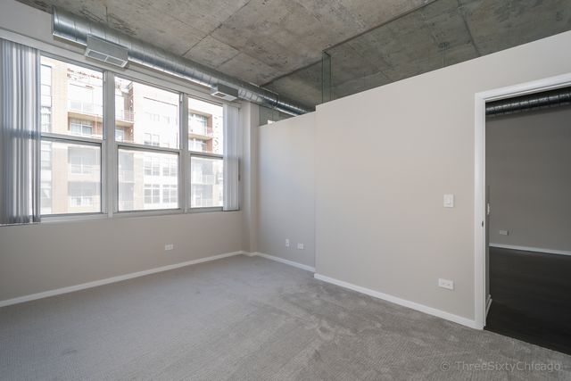 1000 W Adams Street 506, Chicago, IL 60607