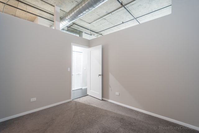 1000 W Adams Street 506, Chicago, IL 60607