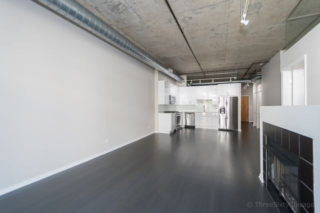 1000 W Adams Street 506, Chicago, IL 60607