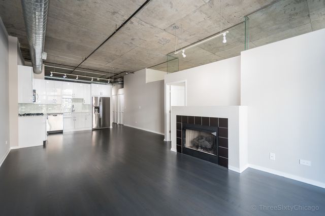 1000 W Adams Street 506, Chicago, IL 60607