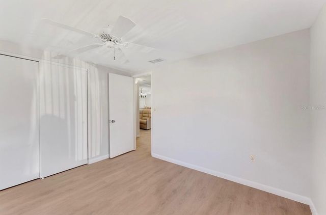 511 CIRCLEWOOD DRIVE Q-16, Venice, FL 34293