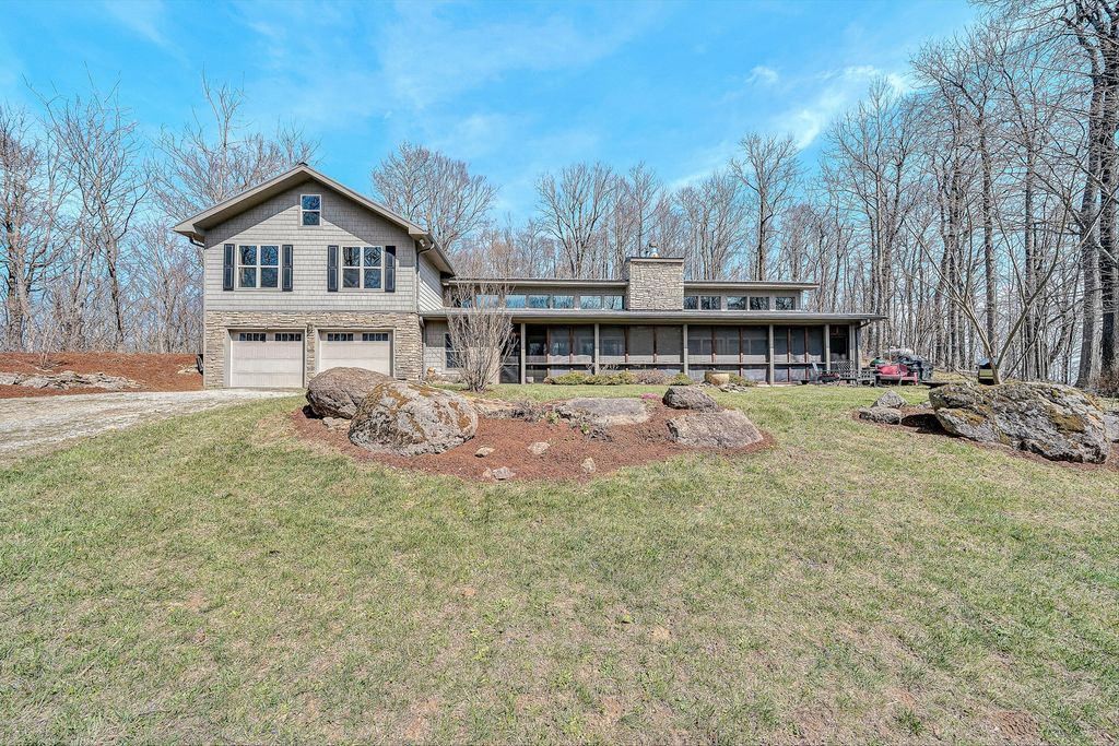 10229 Sugar Camp Creek RD, Bent Mountain, VA 24059