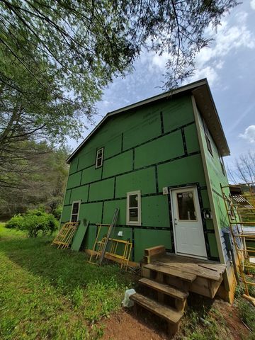 1132 Dockery Creek Road, Murphy, NC 28906