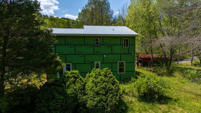 1132 Dockery Creek Road, Murphy, NC 28906