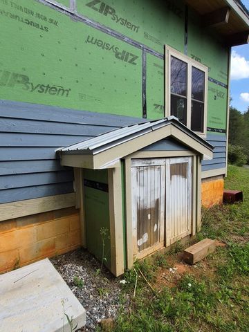 1132 Dockery Creek Road, Murphy, NC 28906