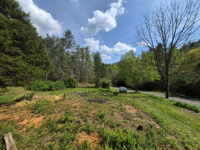 1132 Dockery Creek Road, Murphy, NC 28906