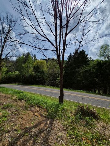 1132 Dockery Creek Road, Murphy, NC 28906