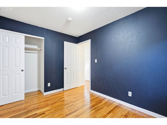 4304 Se FIELDCREST Dr, Milwaukie, OR 97222