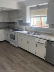 88 Almy St 1a, Fall River, MA 02720