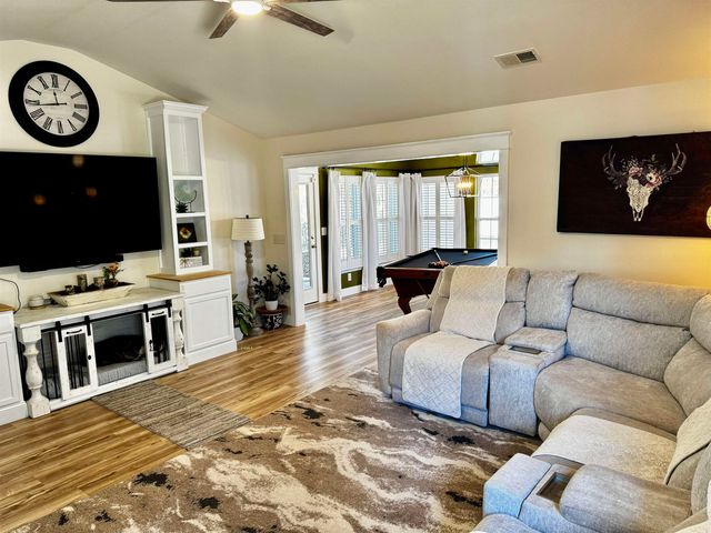 4918 Weatherwood Dr., North Myrtle Beach, SC 29582