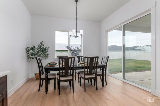 14893 Boatwatch Dr, Caldwell, ID 83607