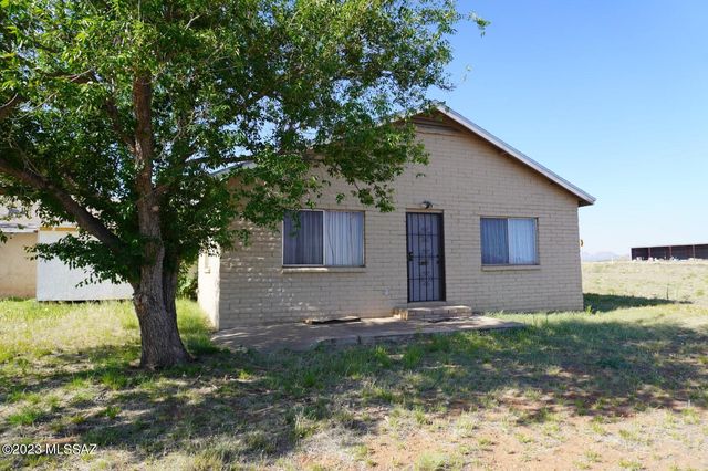 13385 S Dos Cabezas Road, Pearce, AZ 85625