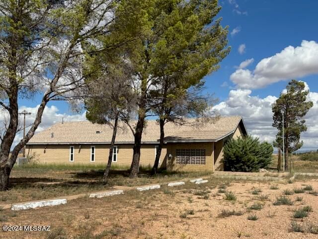 13385 S Dos Cabezas Road, Pearce, AZ 85625
