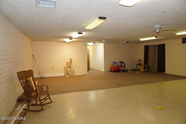 13385 S Dos Cabezas Road, Pearce, AZ 85625