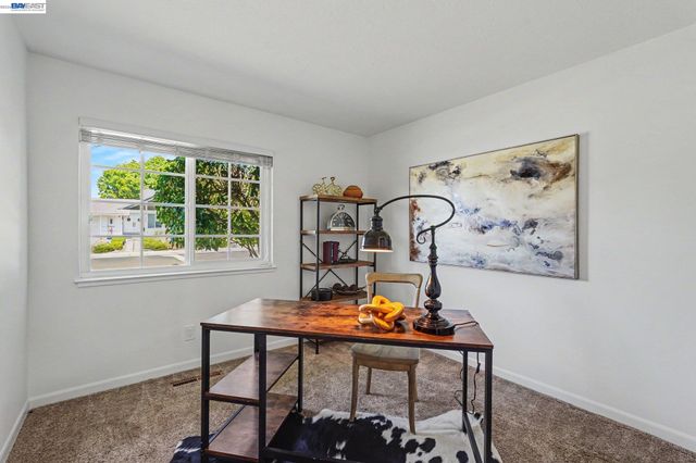649 Canterbury Ave, Livermore, CA 94550