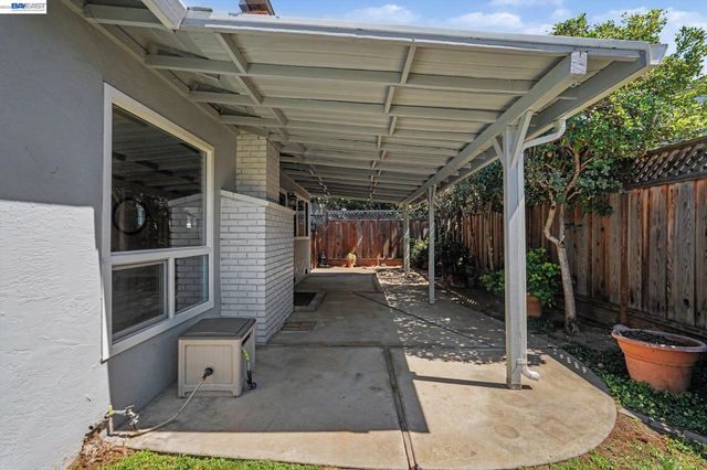 649 Canterbury Ave, Livermore, CA 94550