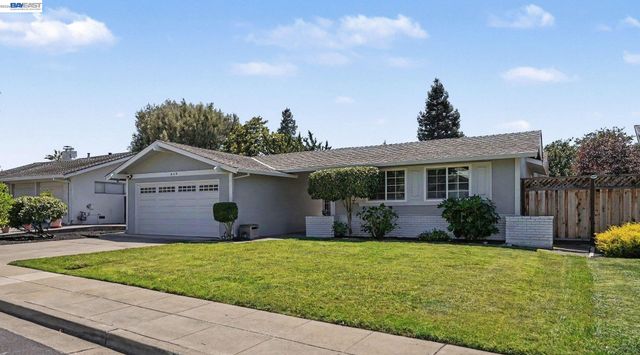 649 Canterbury Ave, Livermore, CA 94550