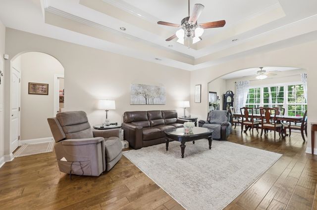 4206 Ridgewood Dr., Conway, SC 29526