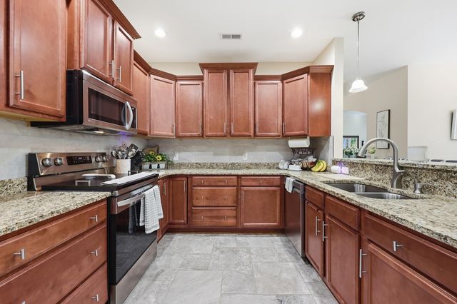 4206 Ridgewood Dr., Conway, SC 29526