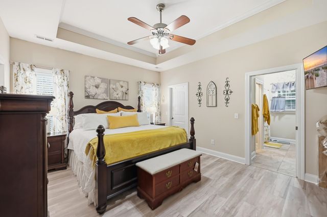 4206 Ridgewood Dr., Conway, SC 29526