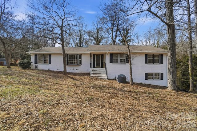 6803 Pencade Lane, Charlotte, NC 28215