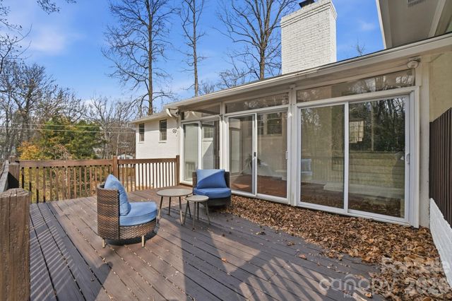 6803 Pencade Lane, Charlotte, NC 28215