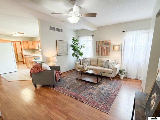 6241 Gladstone Street, Lincoln, NE 68507
