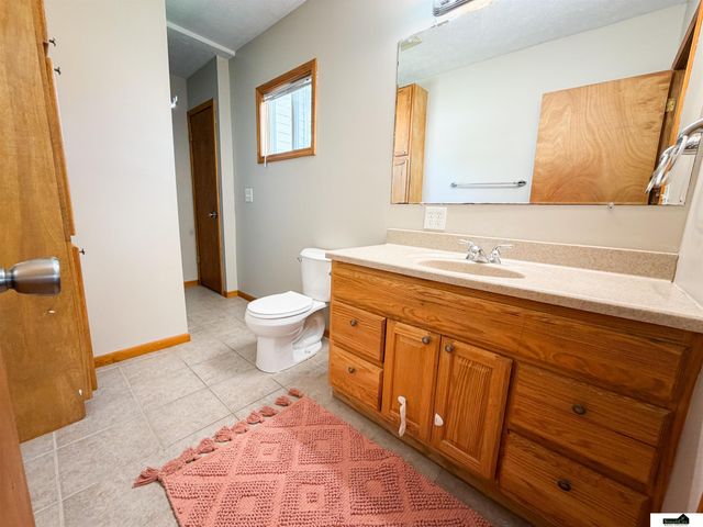 6241 Gladstone Street, Lincoln, NE 68507