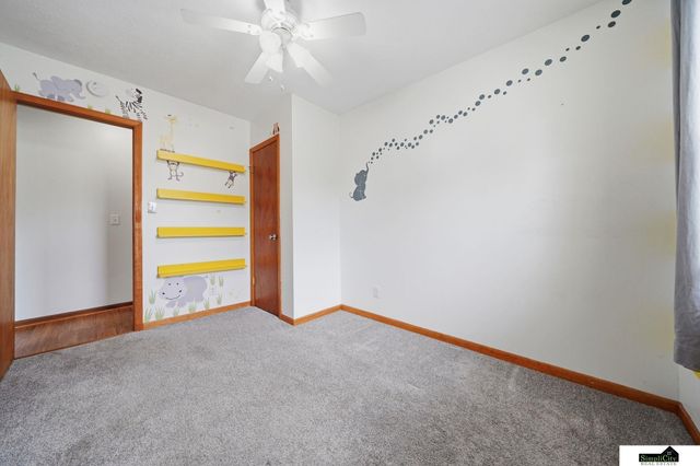 6241 Gladstone Street, Lincoln, NE 68507