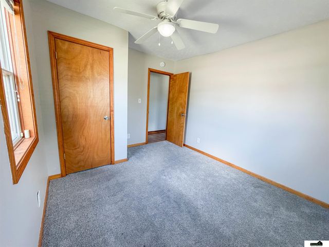 6241 Gladstone Street, Lincoln, NE 68507