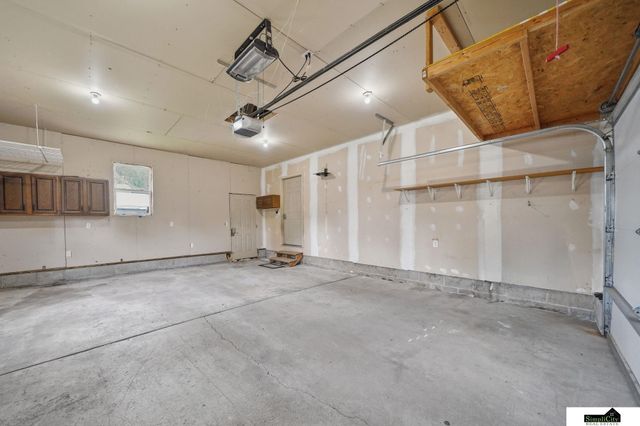6241 Gladstone Street, Lincoln, NE 68507