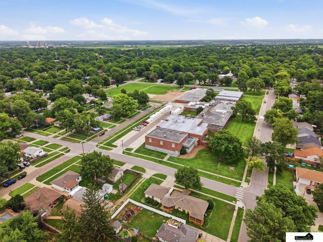 6241 Gladstone Street, Lincoln, NE 68507