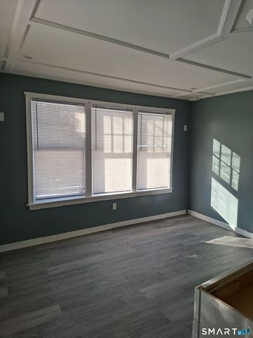 7 Main Street 1, East Hampton, CT 06424