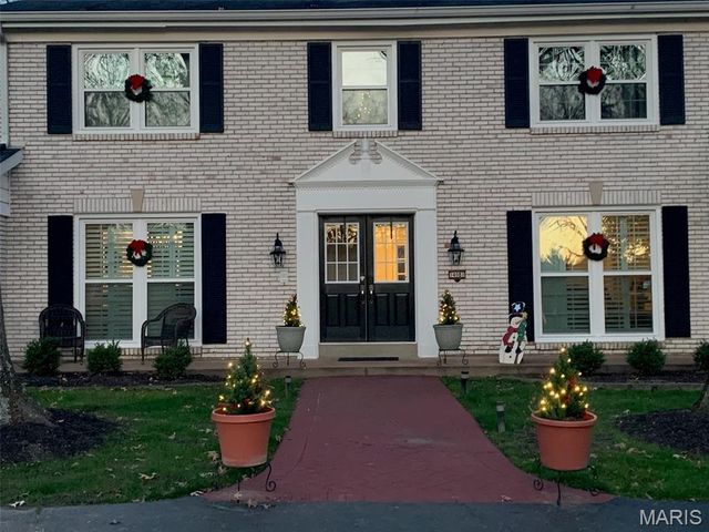 14081 Cross Trails Drive, Chesterfield, MO 63017