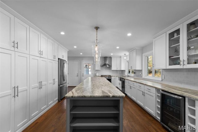 14081 Cross Trails Drive, Chesterfield, MO 63017