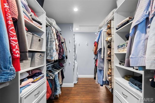 14081 Cross Trails Drive, Chesterfield, MO 63017