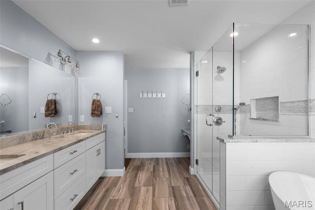 14081 Cross Trails Drive, Chesterfield, MO 63017