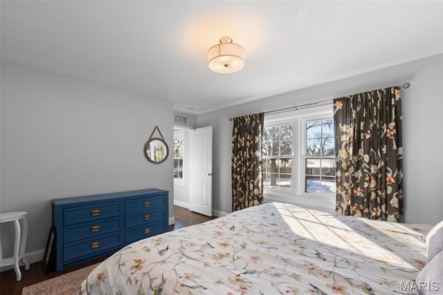 14081 Cross Trails Drive, Chesterfield, MO 63017