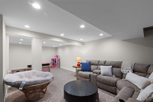 14081 Cross Trails Drive, Chesterfield, MO 63017