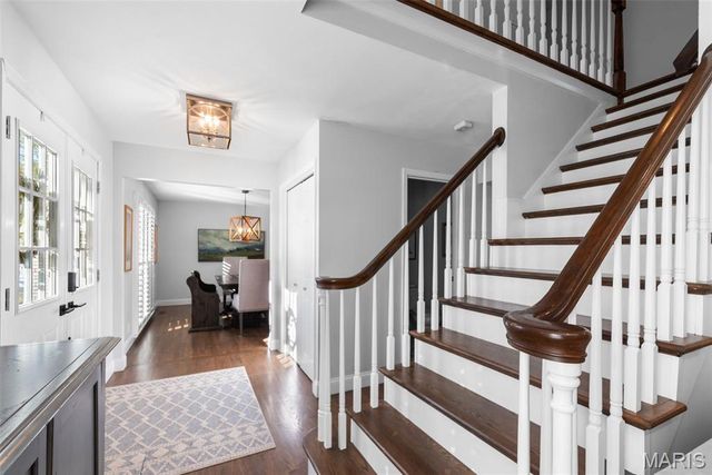 14081 Cross Trails Drive, Chesterfield, MO 63017