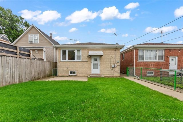7320 W 58th Street, Summit, IL 60501