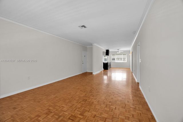 940 Sevilla Ave 206, Coral Gables, FL 33134