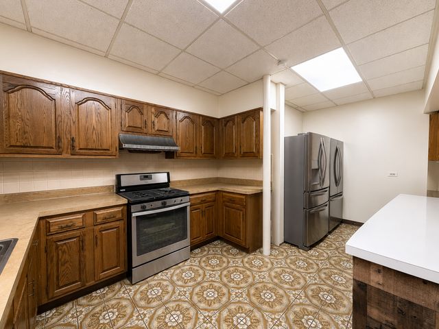 7432 W Grand Avenue, Elmwood Park, IL 60707