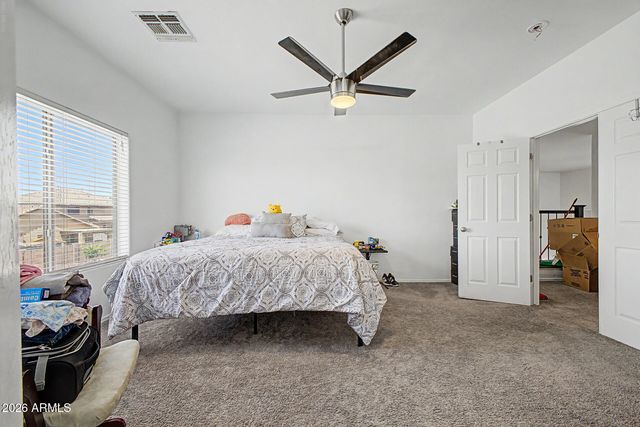 7926 W HESS Avenue, Phoenix, AZ 85043