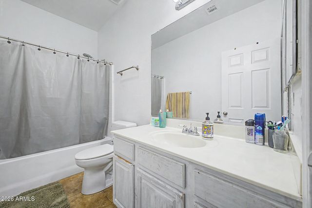 7926 W HESS Avenue, Phoenix, AZ 85043